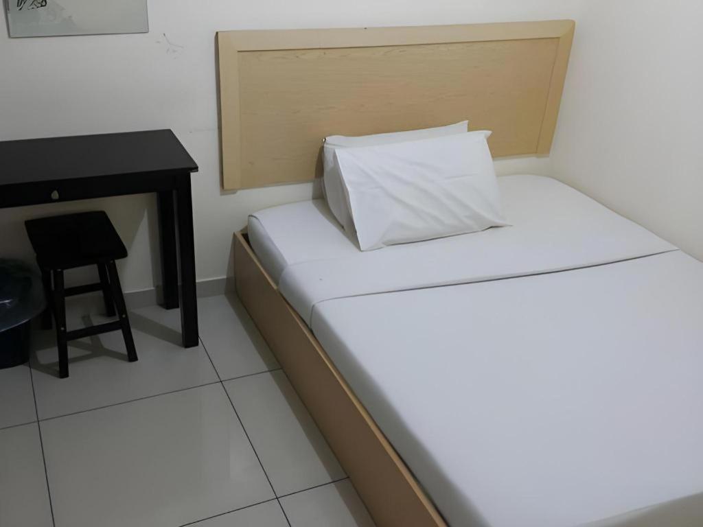 Oyo 301 River Inn Hotel Баттерворт Экстерьер фото