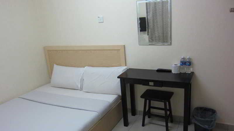 Oyo 301 River Inn Hotel Баттерворт Экстерьер фото