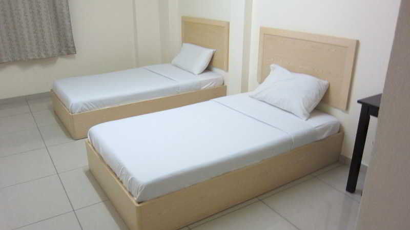 Oyo 301 River Inn Hotel Баттерворт Экстерьер фото