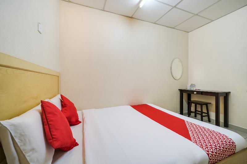 Oyo 301 River Inn Hotel Баттерворт Экстерьер фото